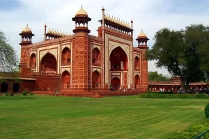 History of Taj Mahal | Definition, Story, History, & Facts